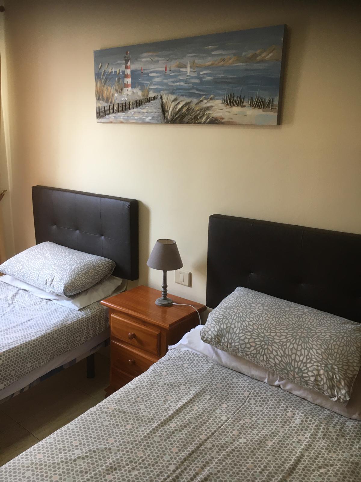 Twin bedroom